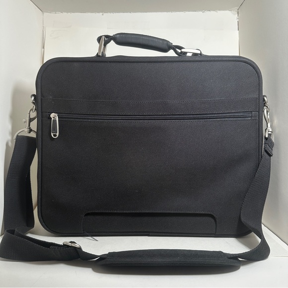 Samsonite Model 605 Thin Laptop  15 Inch Messenger Bag - Picture 2 of 5